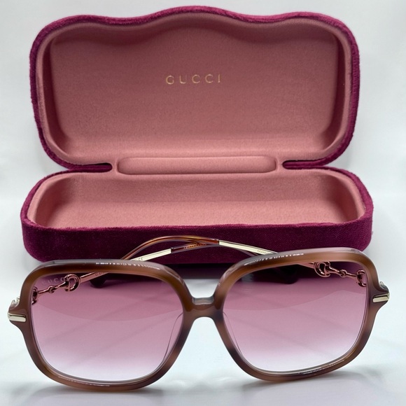 Gucci Women Sunglasses
GG0884SA-003 Havana / Gold / Red
Gradient Lenses - Picture 1 of 15
